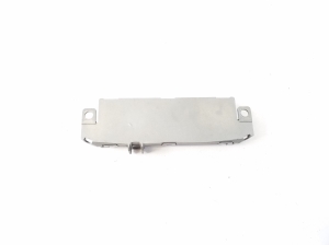 AUDI A4 B8 (2007–2016) Antenna amplifier 8K5035225C - 2