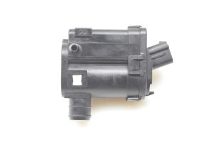 Kia Stonic I (2017–2026) Front windshield washer pump 985102J500 - 4