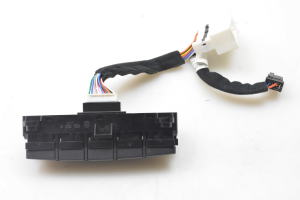 Kia Stonic I (2017–2026) Parking system switch 93300H8RE0 - 4