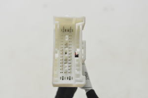 Kia Stonic I (2017–2026) Parking system switch 93300H8RE0 - 5
