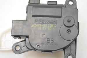 Kia Stonic I (2017–2026) Salongi soojenduse klapi mootor H400730881 - 4