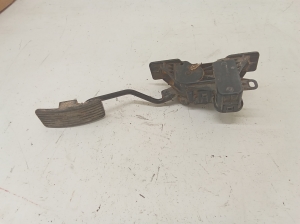 Accelerator pedal - APM30010