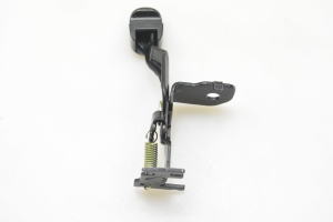 Kia Stonic I (2017–2026) Fuel filler door release switch - 3
