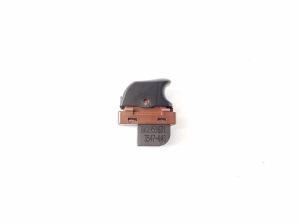 AUDI A4 B8 (2007–2016) Trunk opening switch 8K0959831 - 2
