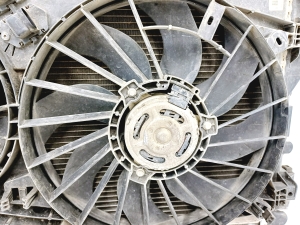 RENAULT Master III (2010–2017) Cooling radiator 214005447R - 3