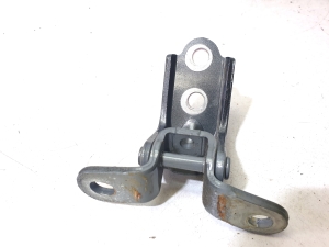Hyundai Tucson (2015–2026) Rear side door lower hinge - 2