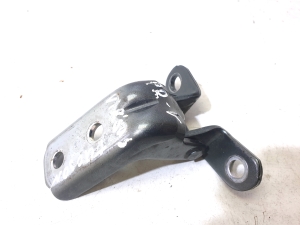 Hyundai Tucson (2015–2026) Front door top hinge - 3
