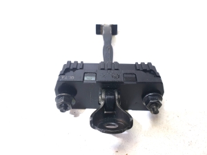 Hyundai Tucson (2015–2026) Front door lock latch - 2
