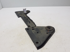 RENAULT Megane E-Tech CMF-EV (2022–2026) Muu kinnitus 758881862R - 2