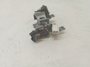 Mitsubishi L 200 (2006–2015) Ignition switch 3811700005 - 2