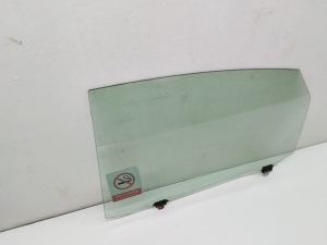 TOYOTA Prius W30/35 (2009–2015) Aizmugurējo sānu durvju stikls 6810447051 - 4