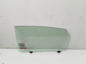 Tagumise külgukse klaas - 6810447051