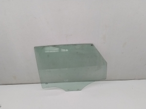 Rear side door glass - 8U0845205