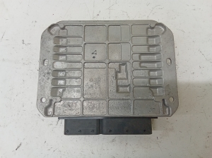 Mitsubishi L 200 (2006–2015) Engine control unit 1860B581 - 2