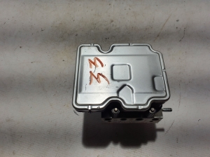 RENAULT Megane E-Tech CMF-EV (2022–2026) ABS unit 476605687R - 3