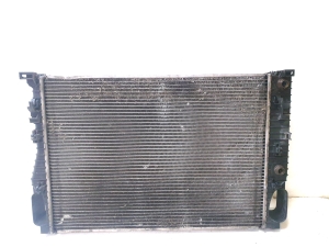 Mercedes Benz E-Class W211 (2002–2009) Jahutusradiaator A2115003202Q2 - 2