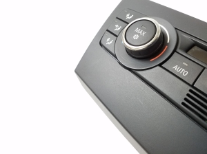 BMW 3 SERIES E91 (2005–2013) Salongi soojenduse juhtpaneel 9119687 - 2