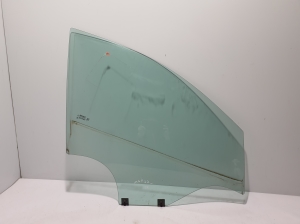   Fenster Scheibe Tür vorne  - 803007648R 