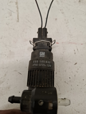 Front windshield washer pump - 090586632