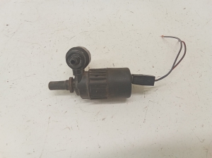 Front windshield washer pump - 090586632