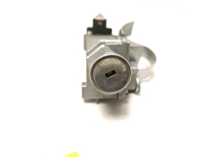 Opel Astra K (2015–2021) Ignition switch 39079951 - 3