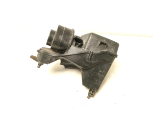 Opel Astra K (2015–2021) Luftfiltergehäuse 39011676 - 3