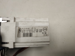 Mercedes Benz E-Class W212 (2009–2015) Salongi kell A2188270270 - 3