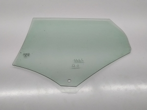 VOLVO V40 (2012–2019) Rear side door glass 31386767 - 6