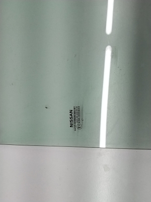 NISSAN Micra K14 (2017–2026) Aizmugurējo sānu durvju stikls 823005FA5A - 3