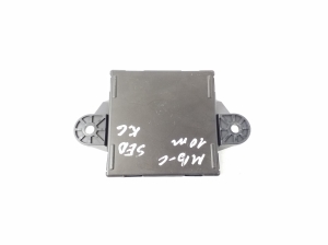 Mercedes Benz C-Class 204 (2007–2014) Rear side door control unit A2129004106 - 2