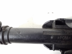  Priekinio žibinto apipurškimo purkštukas 