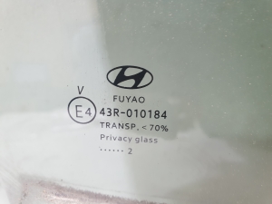 Hyundai Tucson (2015–2026) Aizmugurējo sānu durvju stikls 43R010184 - 2