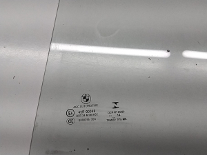 BMW X1 E84 (2009–2015) Aizmugurējo sānu durvju stikls 51352990299 - 2