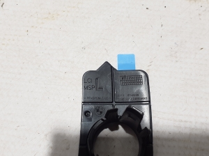 BMW 5 SERIES G30 (2016–2026) Halter für Parksensor hinten 9852210 - 2