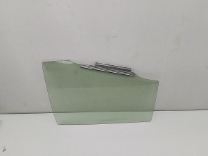 Tagumise külgukse klaas - 6810347051