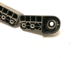 Opel Astra K (2015–2021) Radiator bracket 13466591 - 4