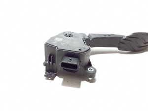 RENAULT Megane E-Tech CMF-EV (2022–2026) Accelerator pedal 180025MZ0B - 3