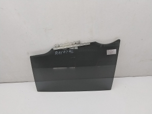 Rear side door glass - 6811442150