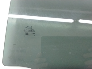 AUDI A7 (2010–2018) Aizmugurējo sānu durvju stikls 4G8845205B - 3