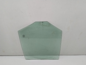 Rear side door glass - LR001712