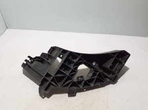 Tesla Model X X (2015–2026) Scheinwerferhalter 1043357 - 2