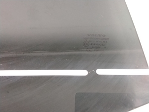 VOLVO XC60 (2008–2017) Aizmugurējo sānu durvju stikls 30745628 - 4