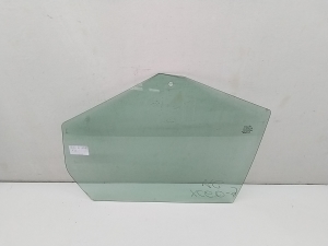 Aizmugurējo sānu durvju stikls - 31386888