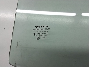 VOLVO XC90 (2002–2014) Aizmugurējo sānu durvju stikls 31386888 - 3