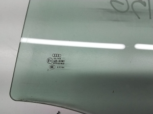 AUDI A4 B8 (2007–2016) Aizmugurējo sānu durvju stikls 8K9845205E - 3