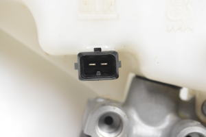 Kia Stonic I (2017–2026) Brake master cylinder - 2