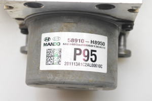 Kia Stonic I (2017–2026) ABS unit 58910H8950 - 3