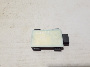 RENAULT Megane E-Tech CMF-EV (2022–2026) Blind spot radar Distronic 284N08003R - 3
