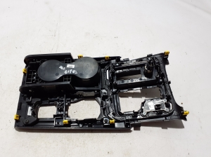 RENAULT Talisman II (2015–2026) Sonstiges Teil der Mittelkonsole 684308048R - 3