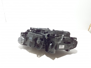 VOLVO S90 (2016–2026) Esituli 31446505 - 3